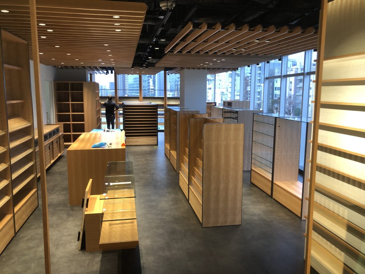 筆販売店の売場内装